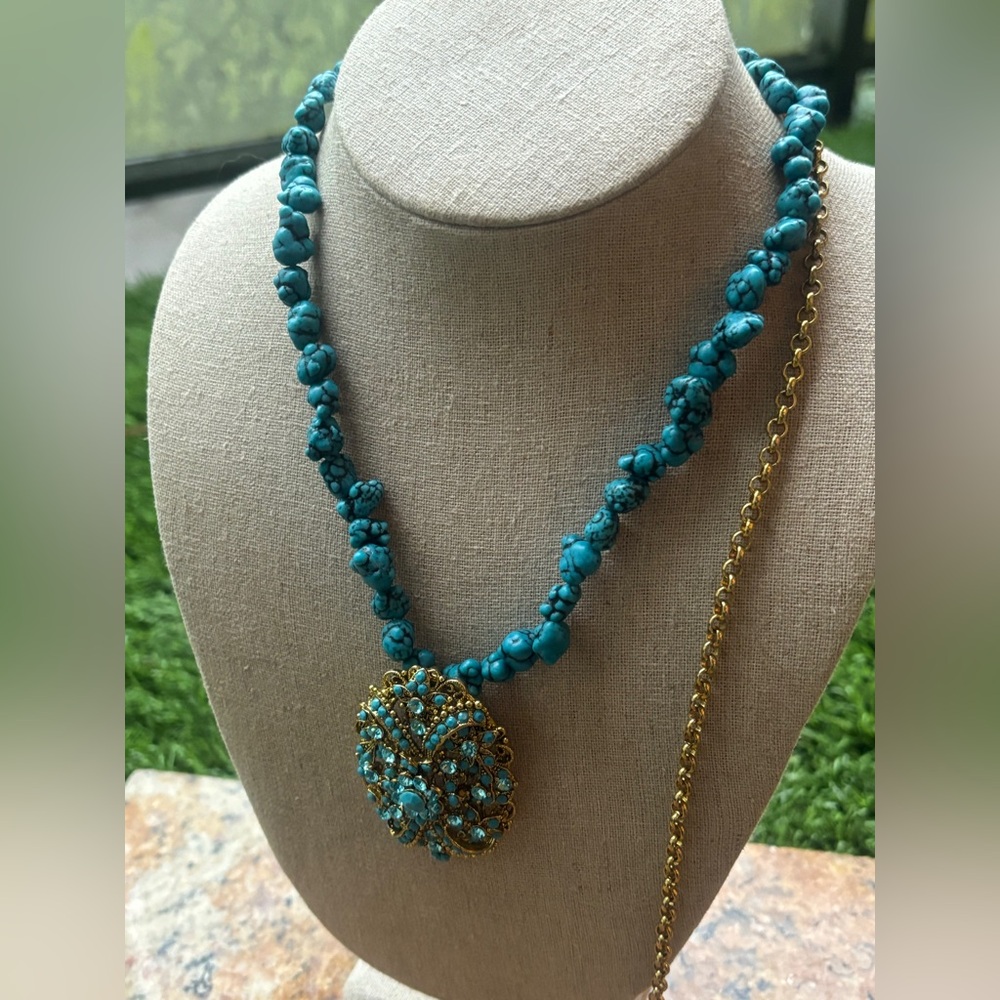 ๐ RARE 1928 Designer Turquoise Blue Stone Statement Necklace โข Crystal Medallion - Picture 6 of 14